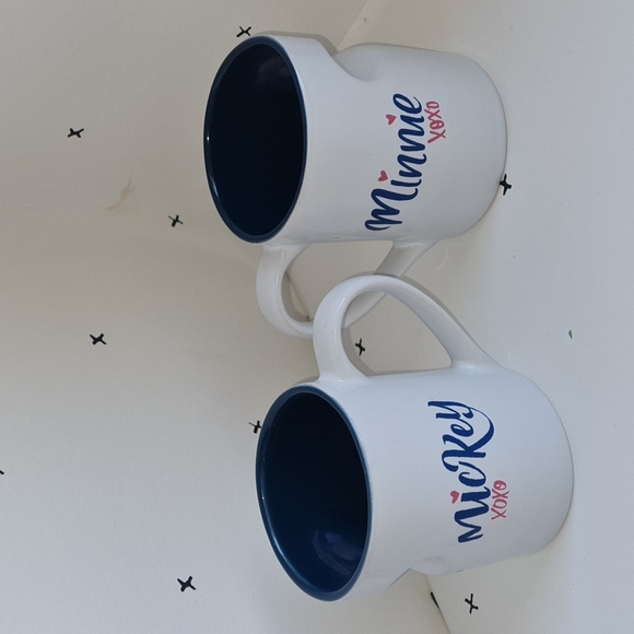 Disney Mickey and Minnie Cups I love you in French language - Picture 9 of 13